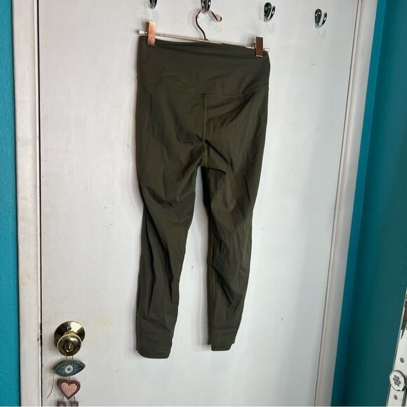 GORUCK cross fit cropped leggings made in the USA - Picture 4 of 7